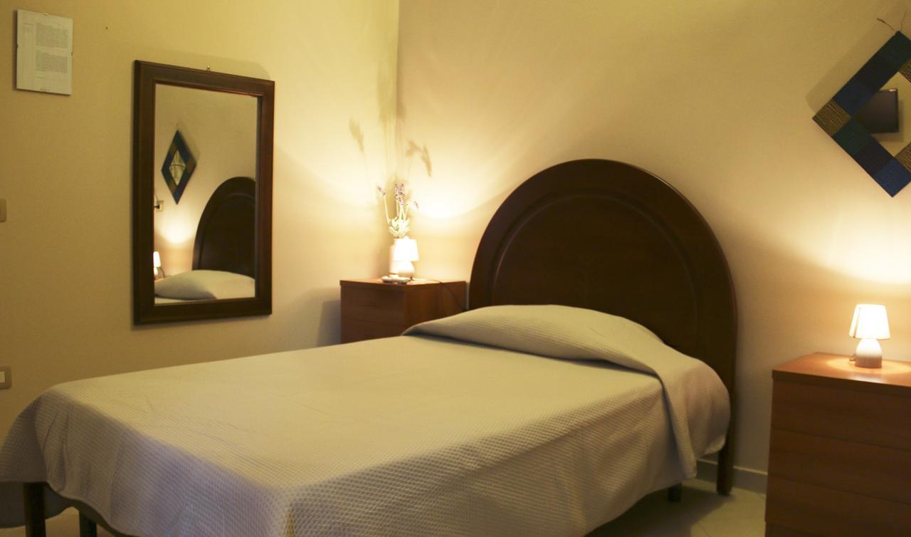 Sardinia Re Guest House Sassari Bagian luar foto