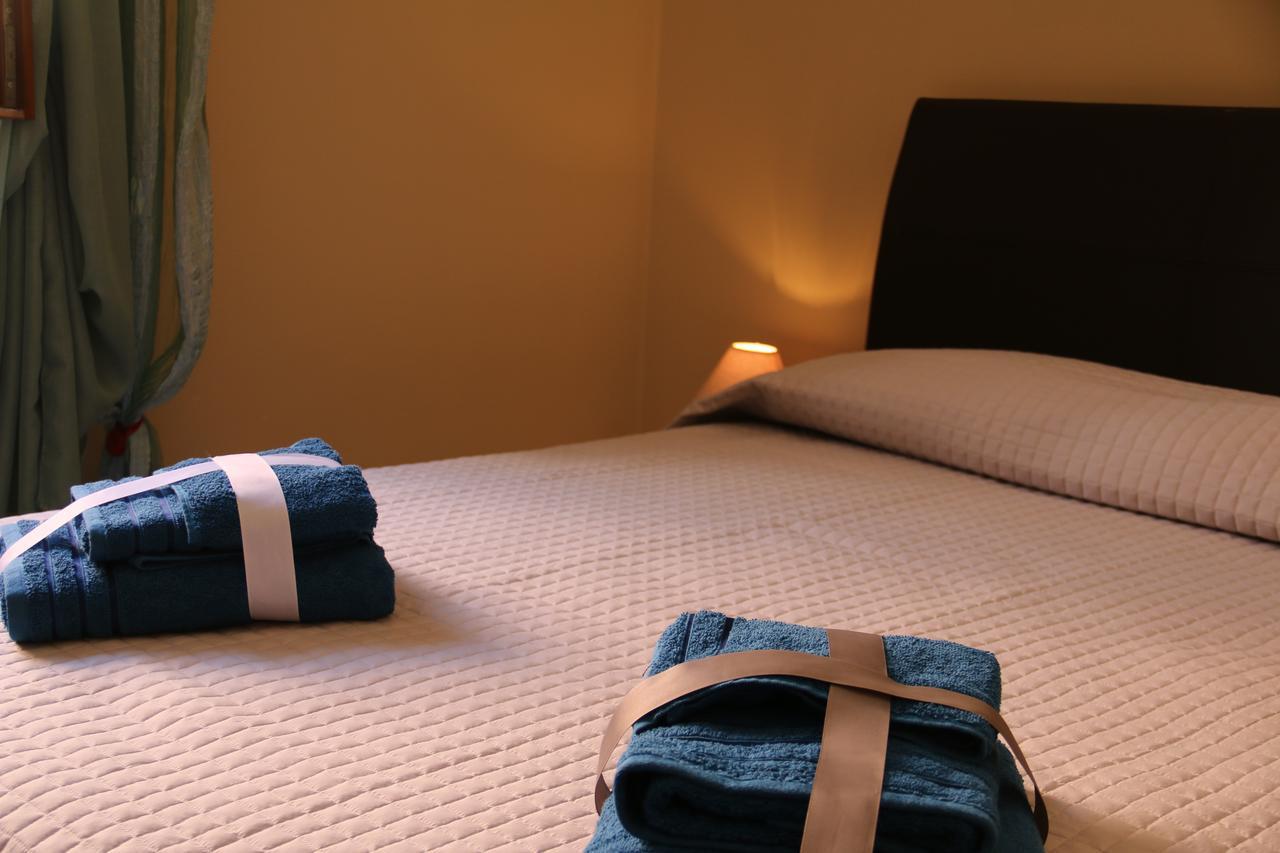 Sardinia Re Guest House Sassari Bagian luar foto
