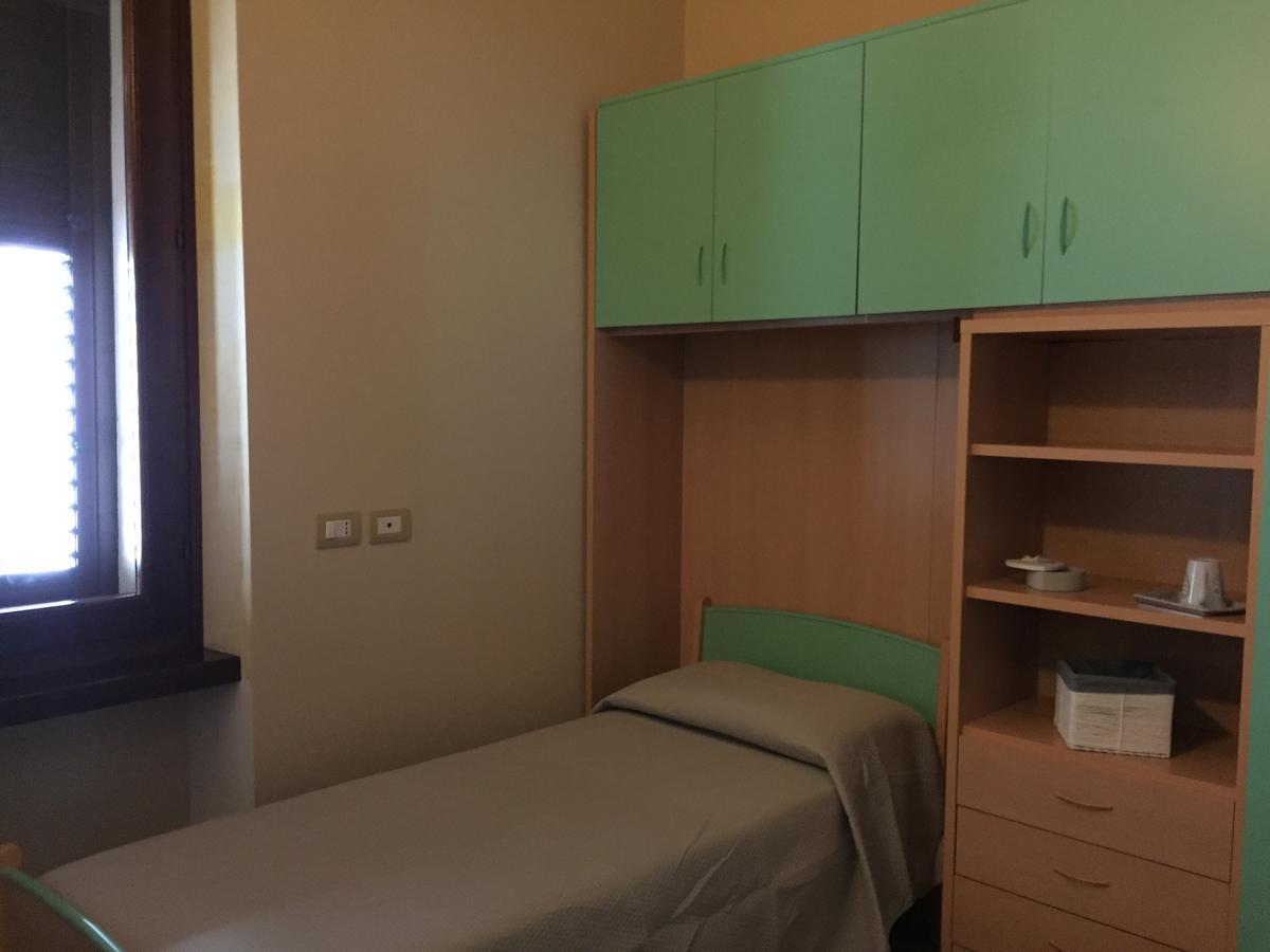 Sardinia Re Guest House Sassari Bagian luar foto