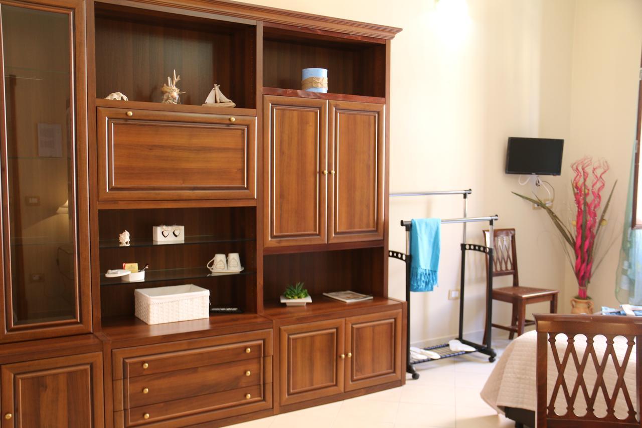 Sardinia Re Guest House Sassari Bagian luar foto